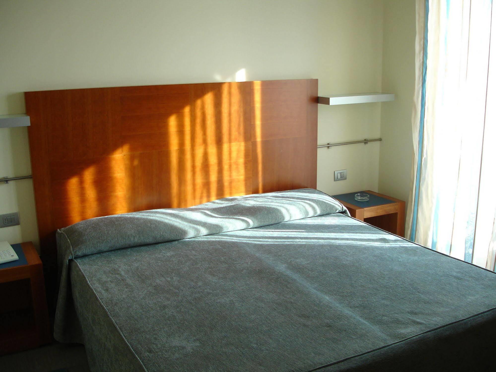 Hotel Coppe Jesolo Extérieur photo